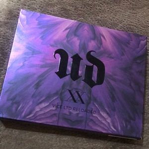 Urban decay limited edition palette vice reloaded